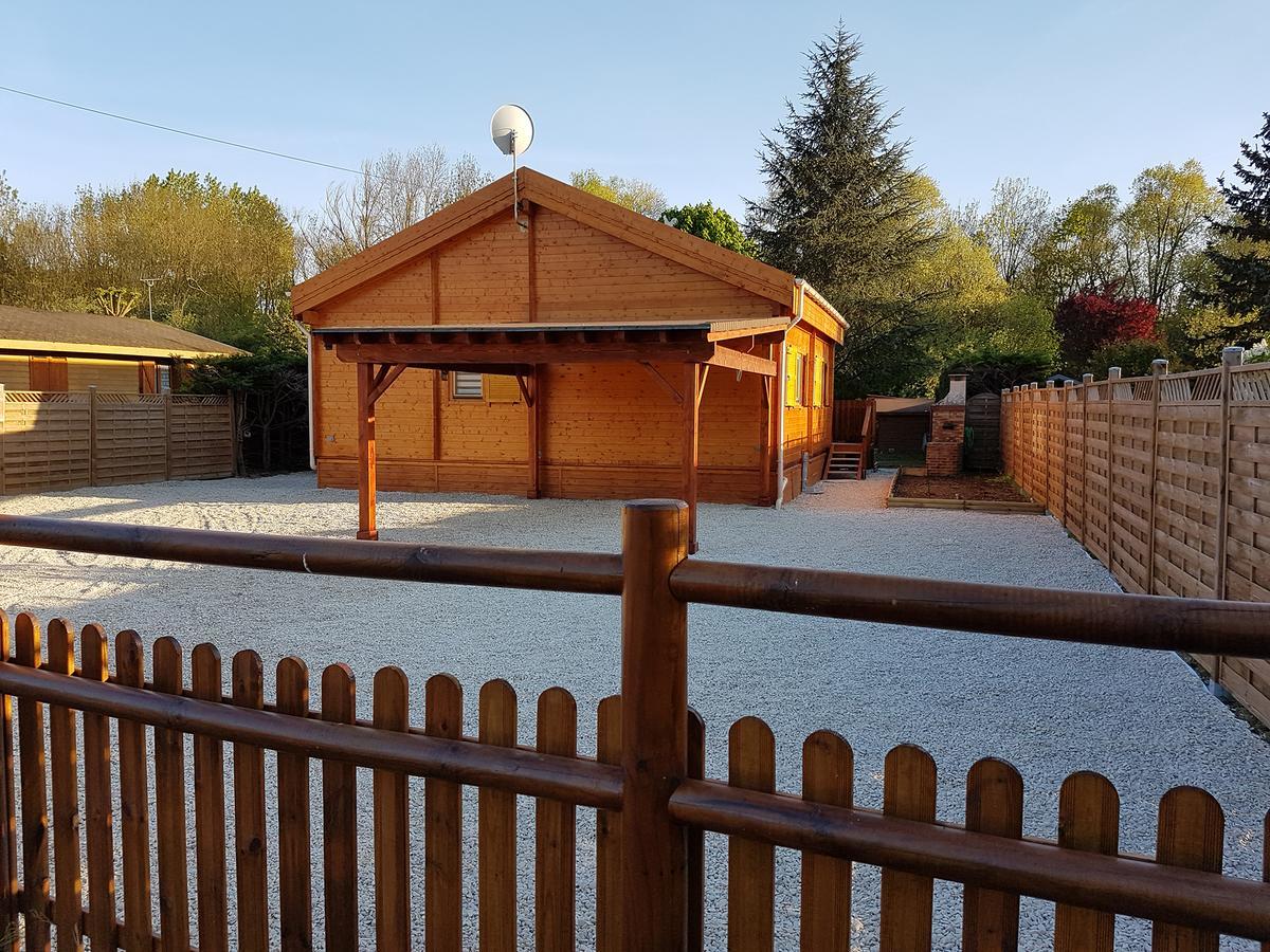 Chalet Au Domaine De La Goujonne Saint-Sauveur-lès-Bray Exterior foto